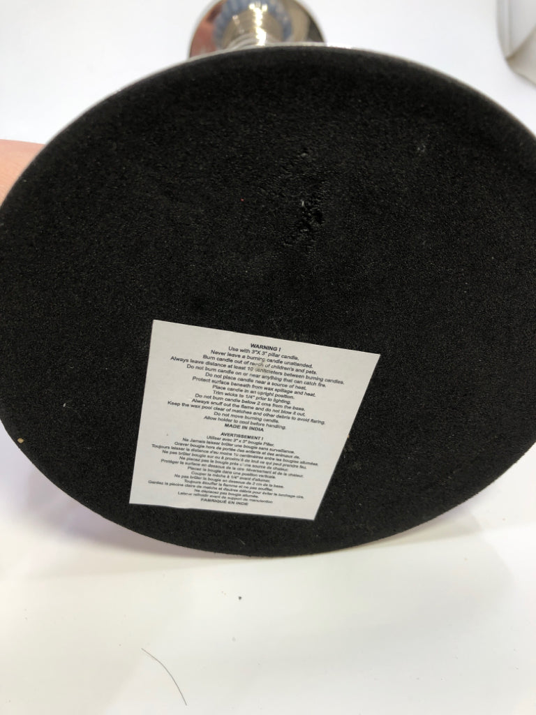 2PC BLUE & WHITE DIPPED SILVER CANDLESTICK HOLDER.