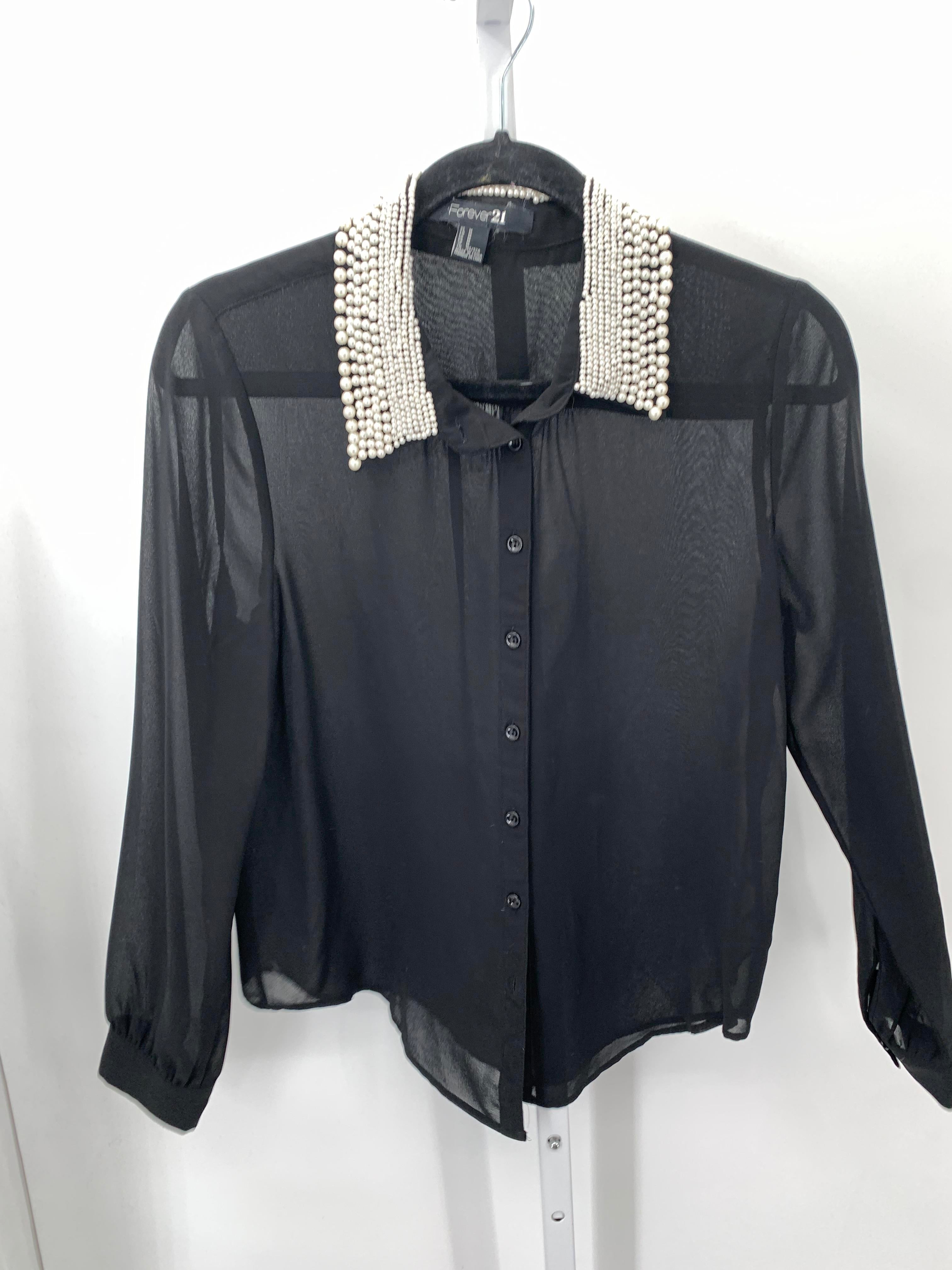 Forever 21 Size Medium Juniors Long Sleeve Shirt