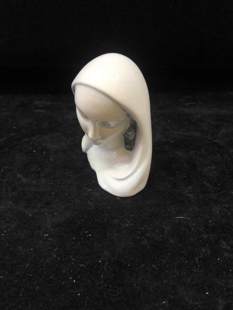 CERAMIC BLUE TINTED WOMANS HEAD.