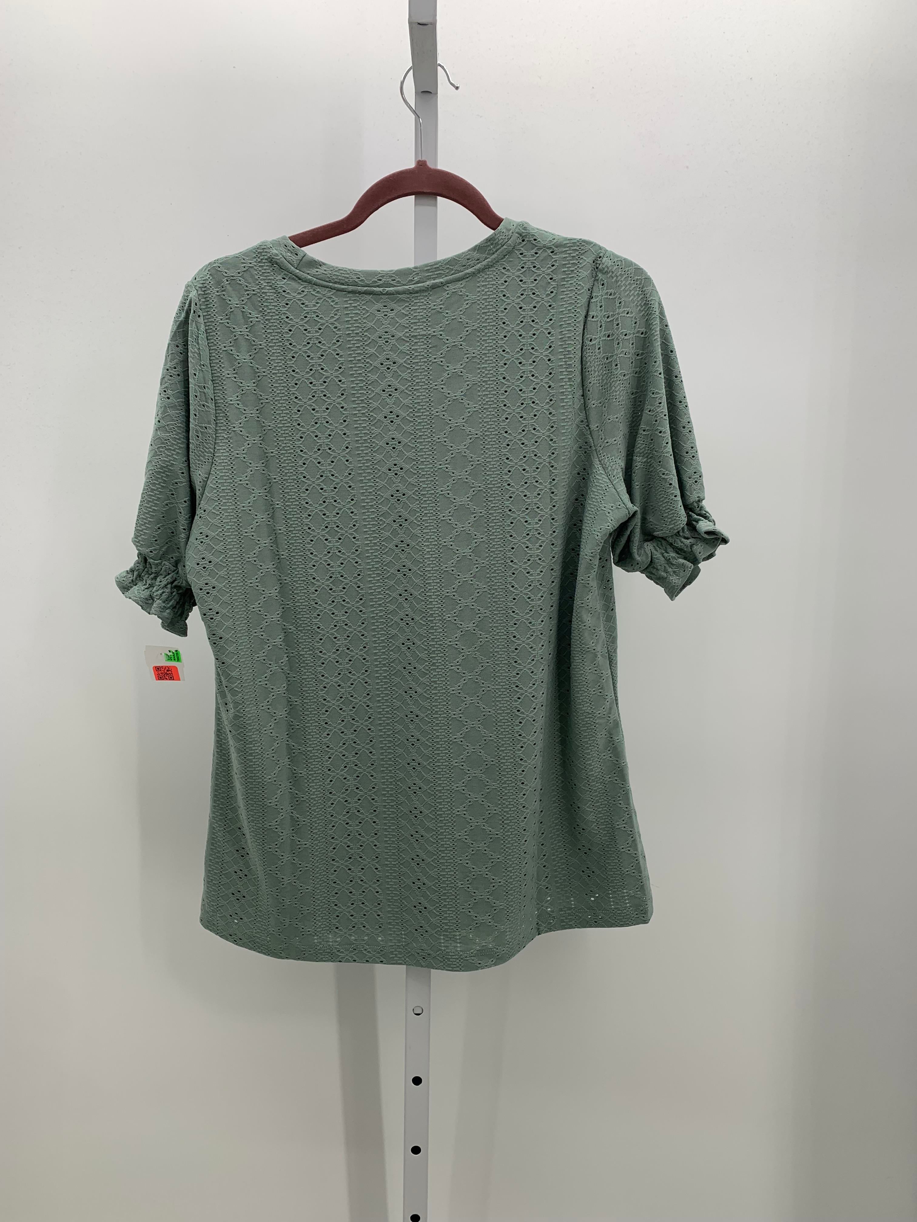 North Style Size Medium Misses Short Sleeve Shirt