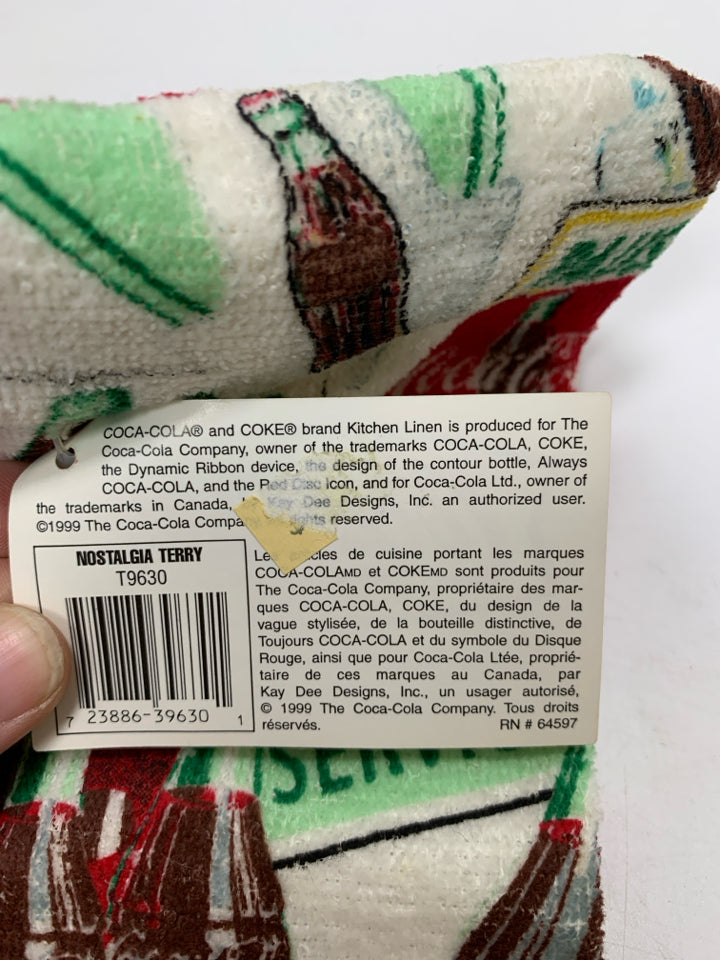 VTG COCA-COLA COLLECTABLE GRAPHIC KITCHEN TOWEL W/ TAG 1999.