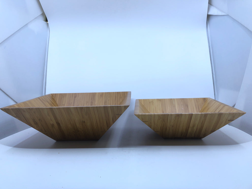 2 BAMBOO SQUARE NESTING SERVING BOWLS.