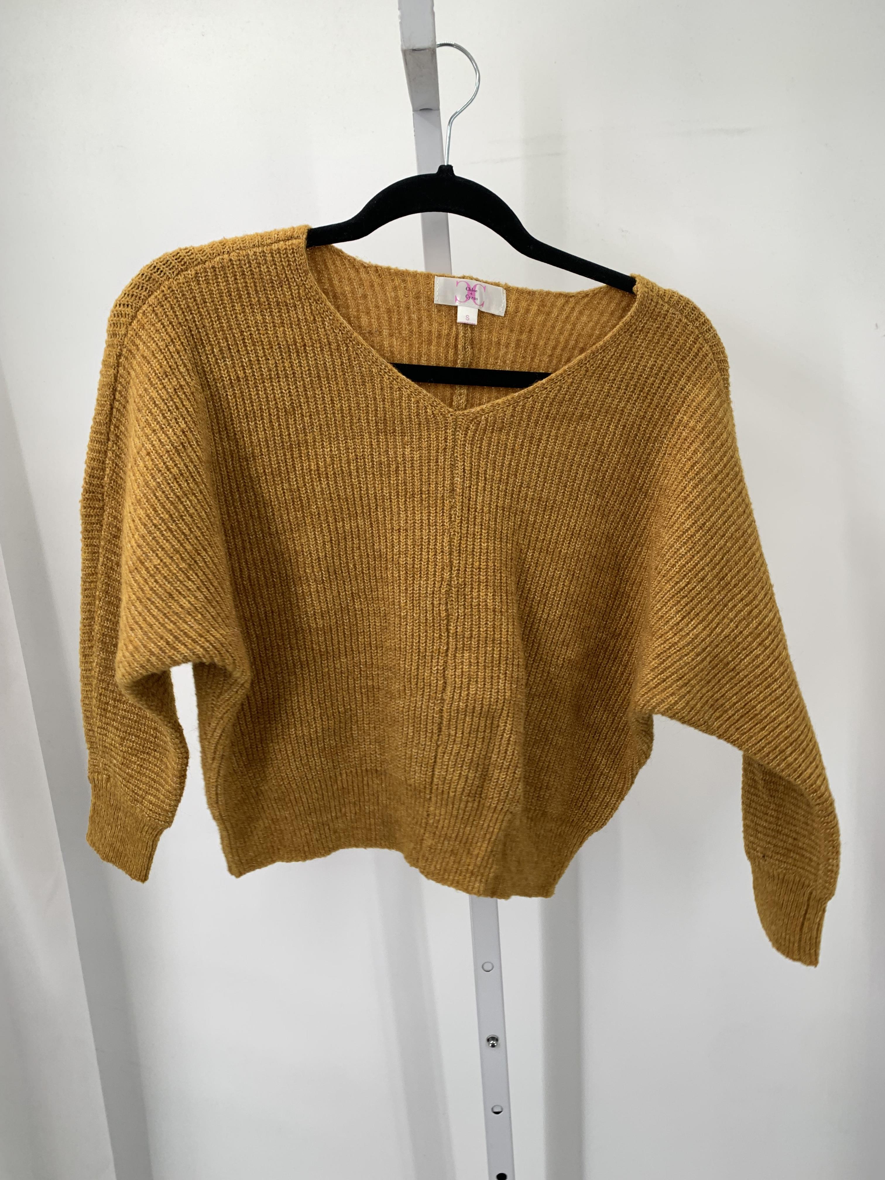 Size Small Juniors Long Sleeve Sweater