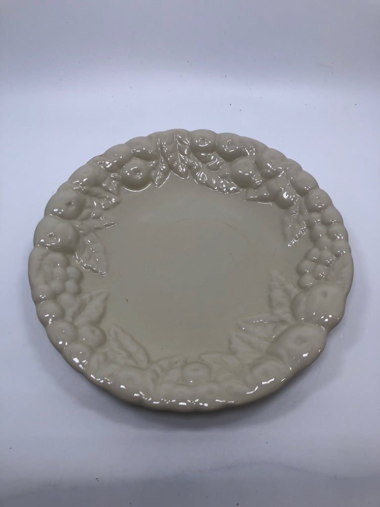 CREAM COLOR SERVING PLATE W/FLORAL RIM.