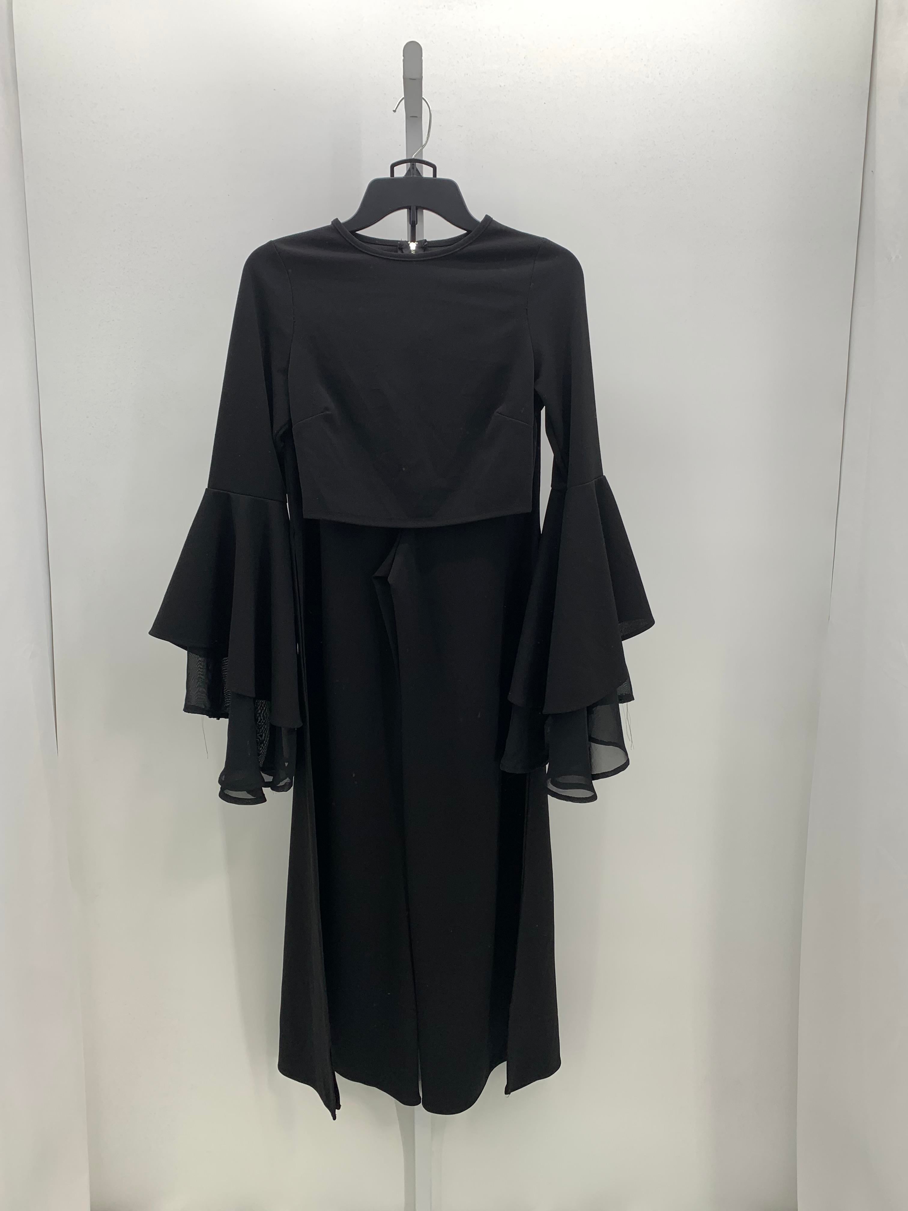 Size Medium Juniors 2pc. Outfit