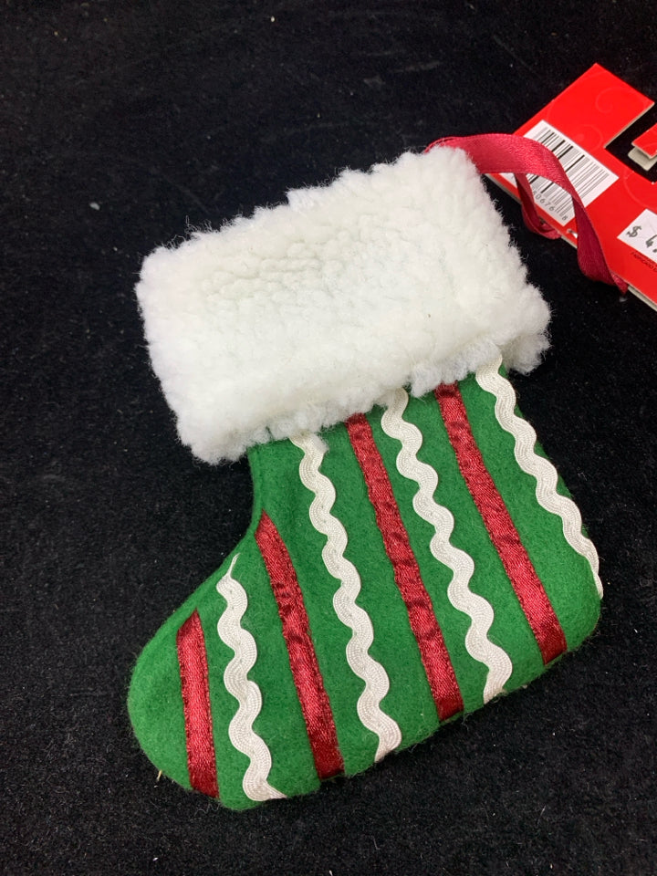GREEN STOCKING GIFT CARD HOLDER.