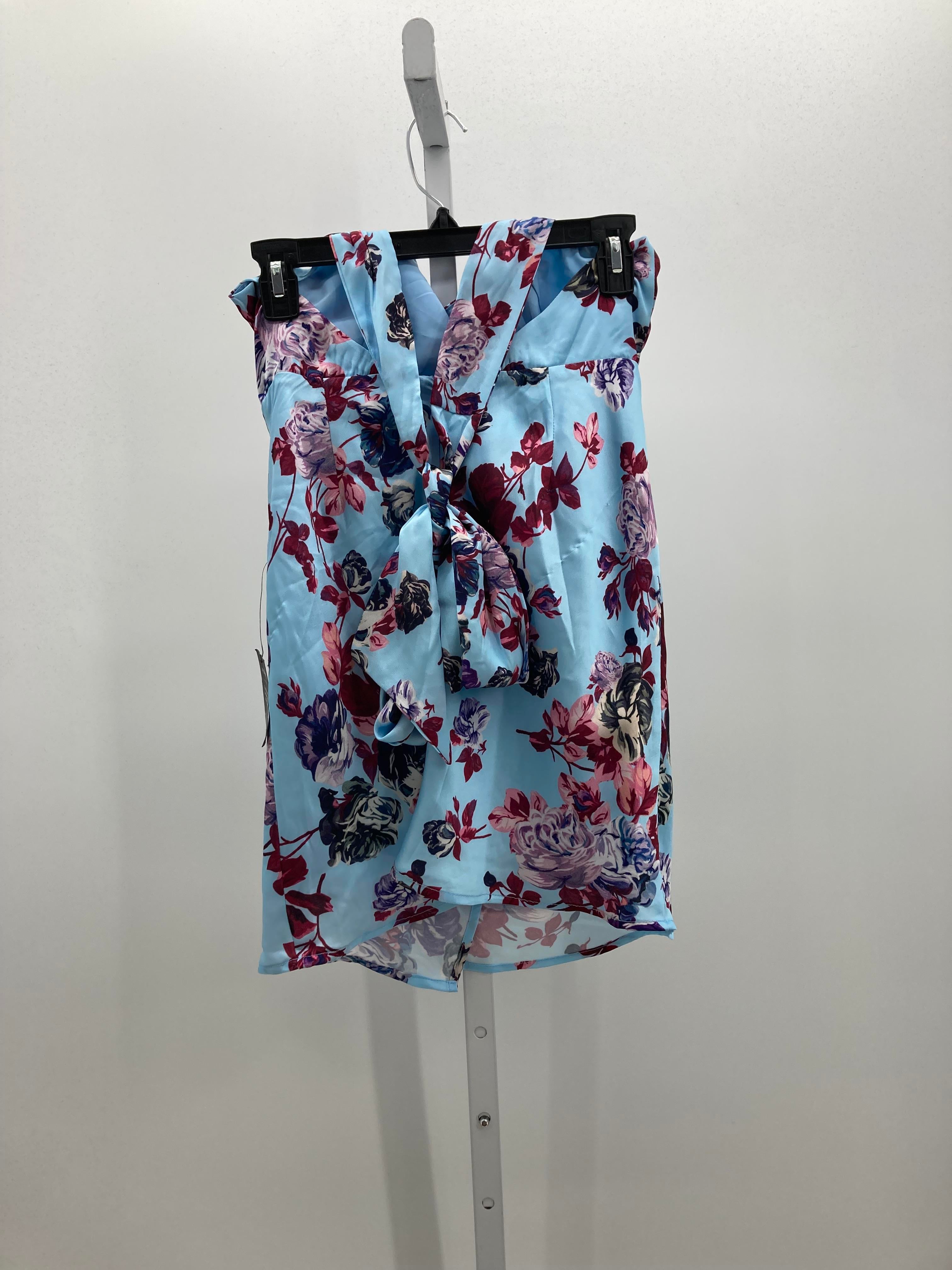 Lulus Size Medium Juniors Sleeveless Dress