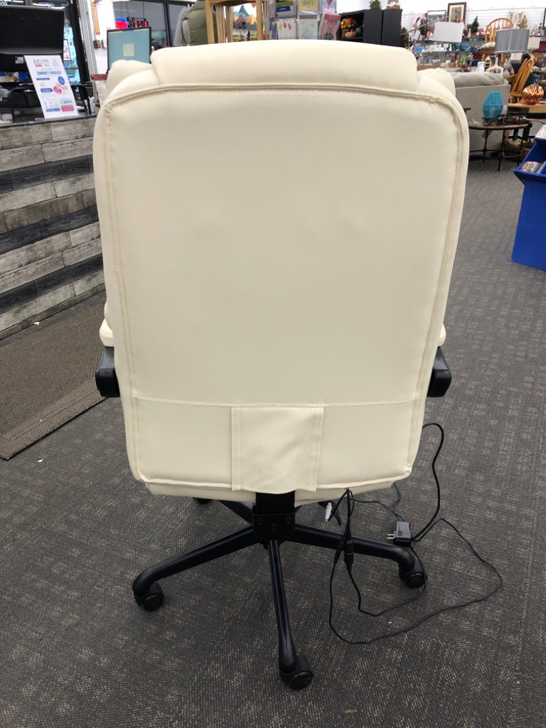 MASSAGING DESK CHAIR.