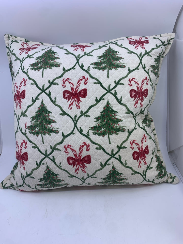 CREAM CHRISTMAS TREE PILLOW.