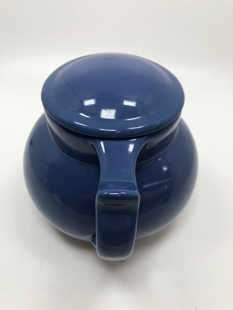 BLUE CERAMIC CUPPER COFFEE CARAFE W/LID.