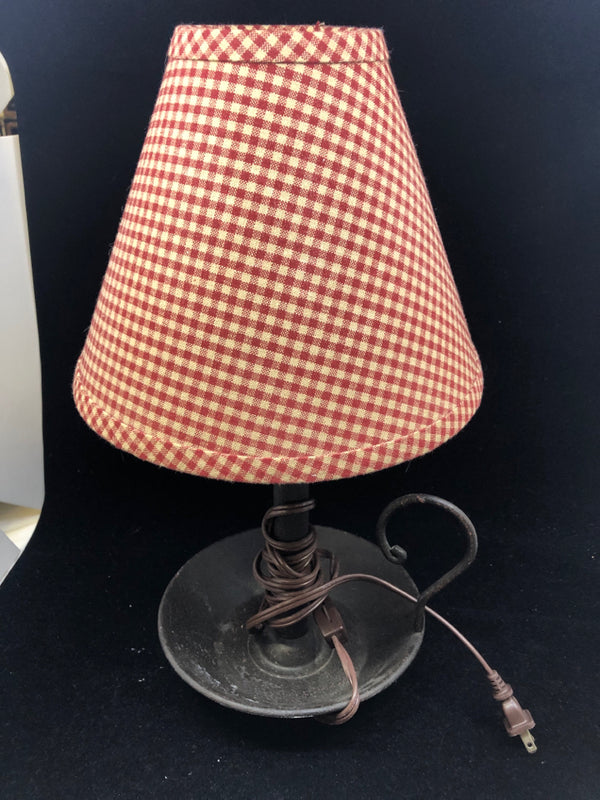 METAL LAMP W/ DISH BASE AND RED CHECKERED SHADE.