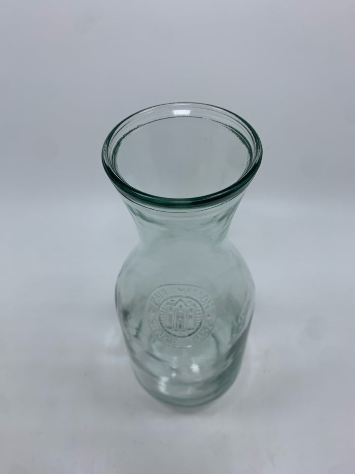 PAUL MASON CLEAR GLASS CARAFE.