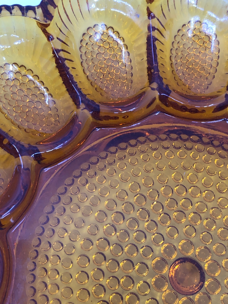 VTG AMBER GLASS HOBNAIL DEVILED EGG SERVING DISH.