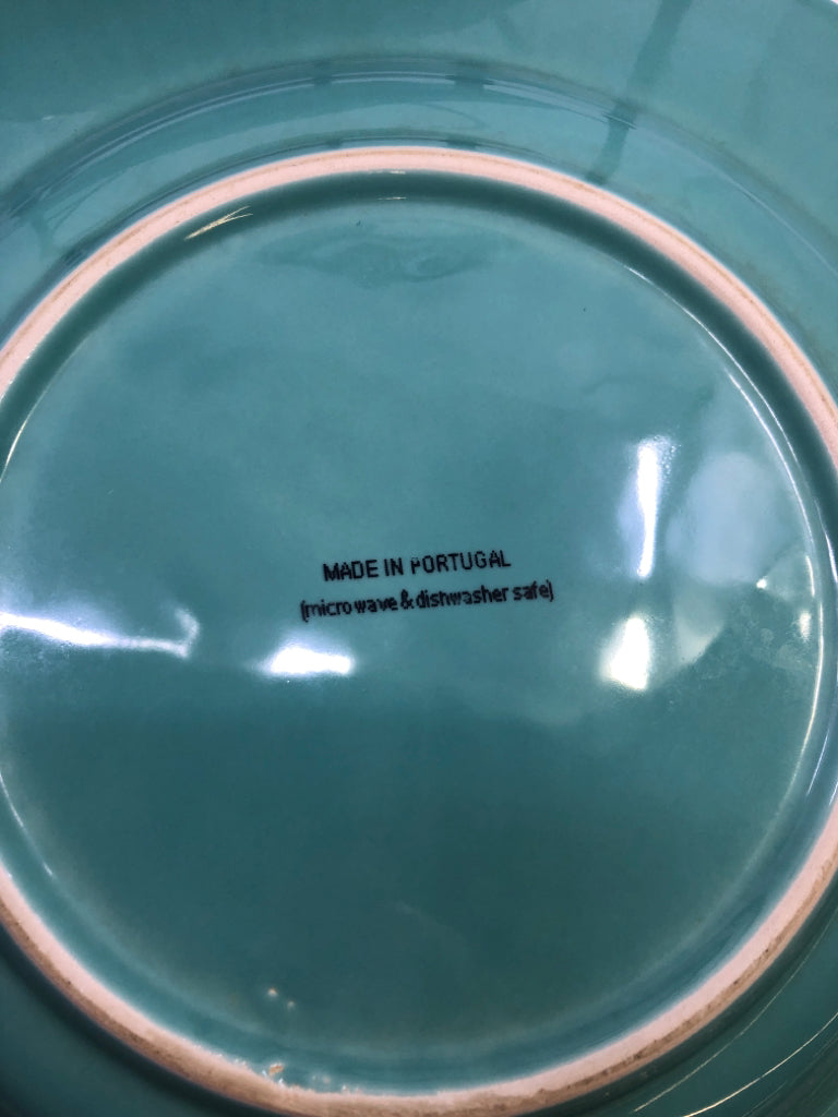 2 TIER BLACK IRON SERVING TRAY 2 TEAL PLATES.