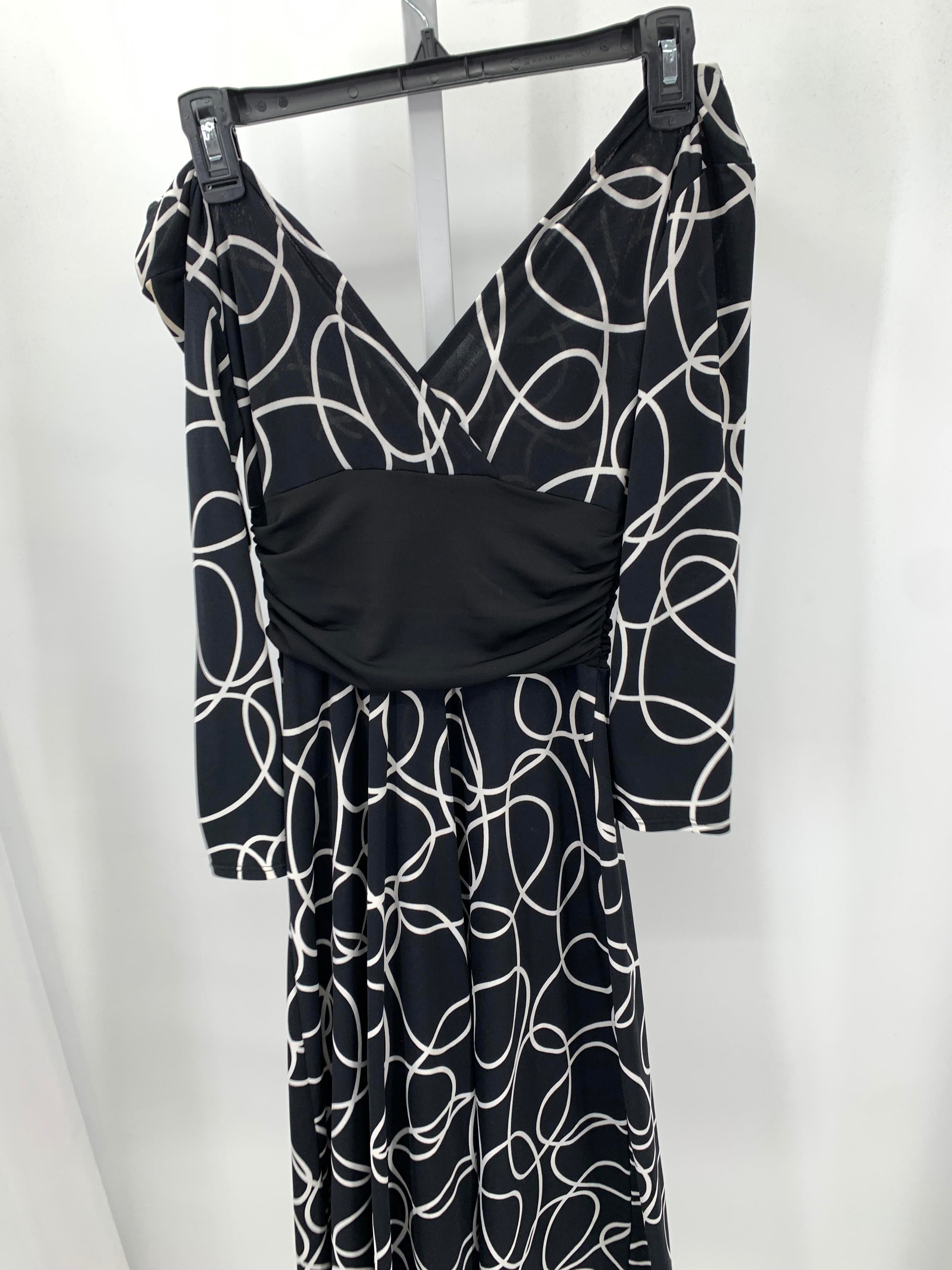 Maggy London Size 4 Misses Long Sleeve Dress