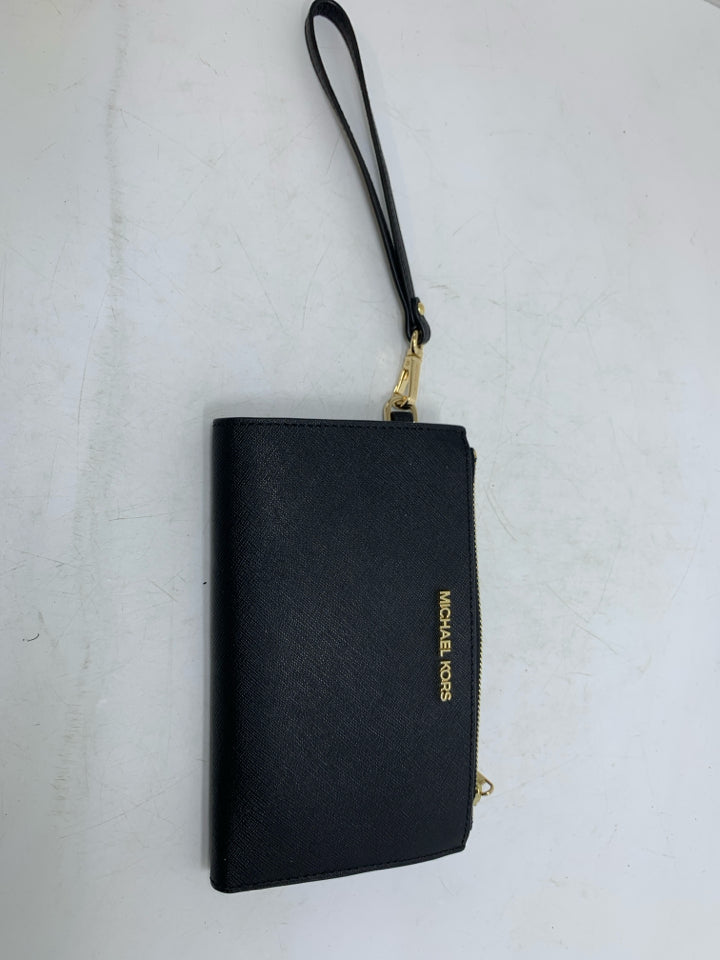 Michael Kors Jet Set Travel Double Zip Wristlet Wallet