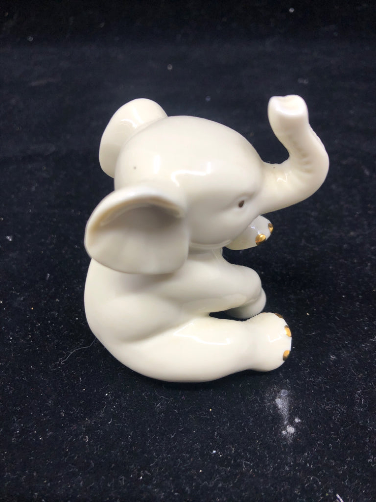 LENOX SITTING ELEPHANT.