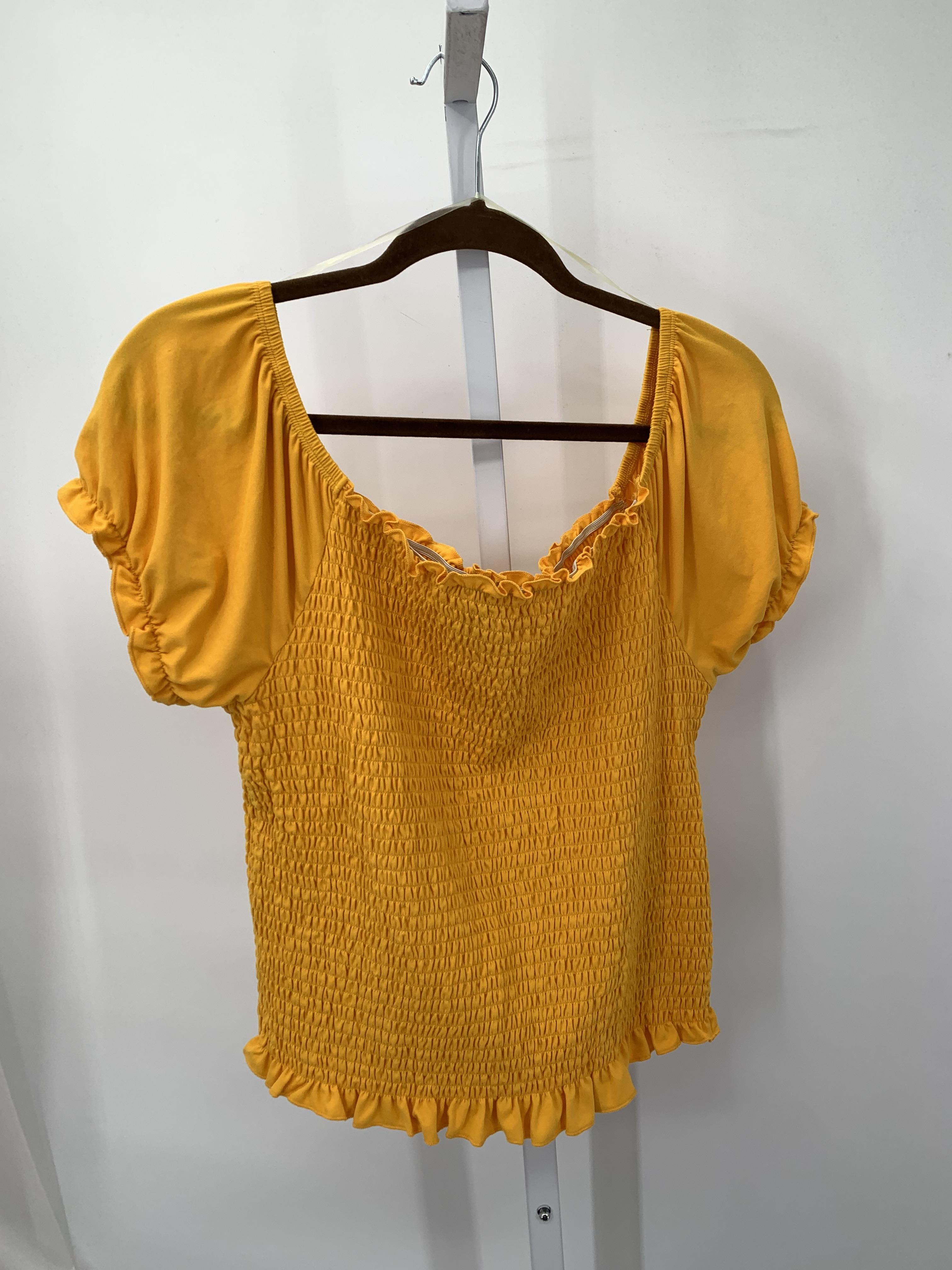 rue21 Size Extra Large Juniors Short Sleeve Shirt
