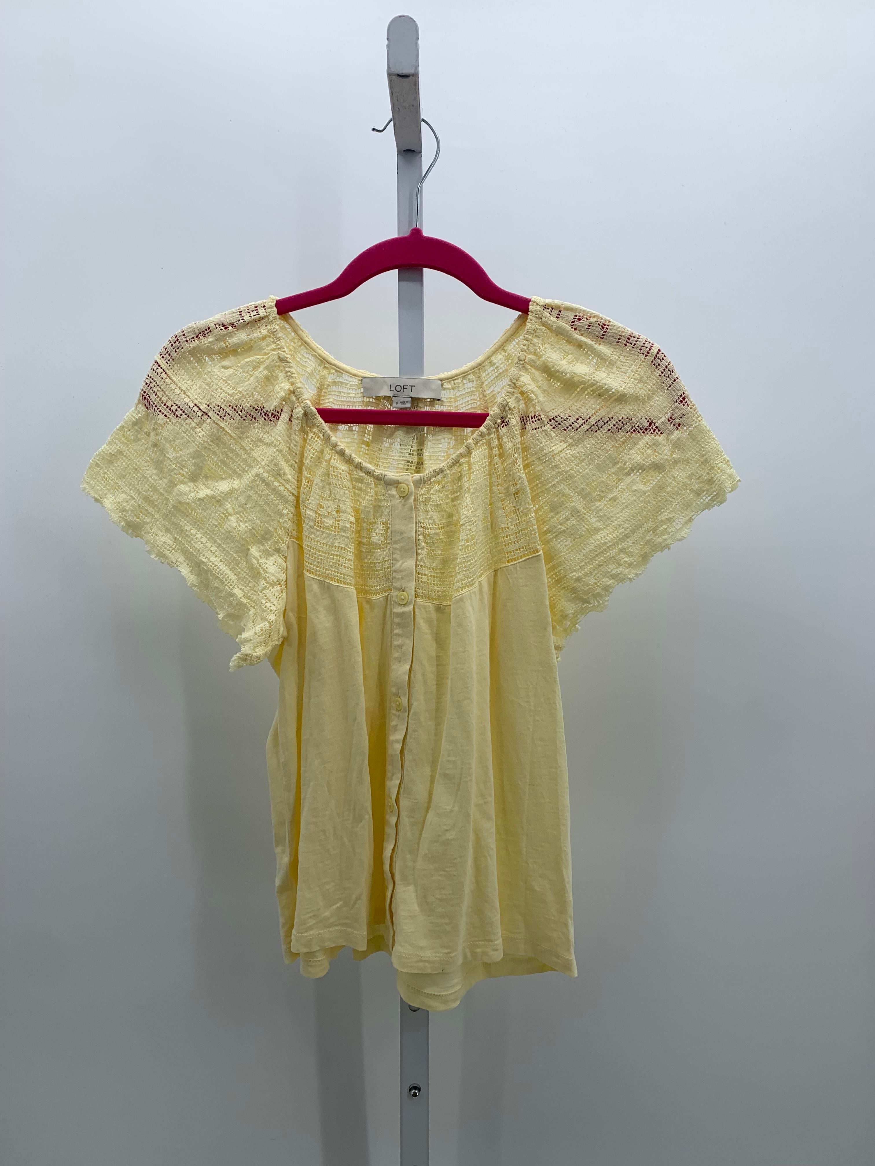 Loft Size Small Misses Short Sleeve Shirt