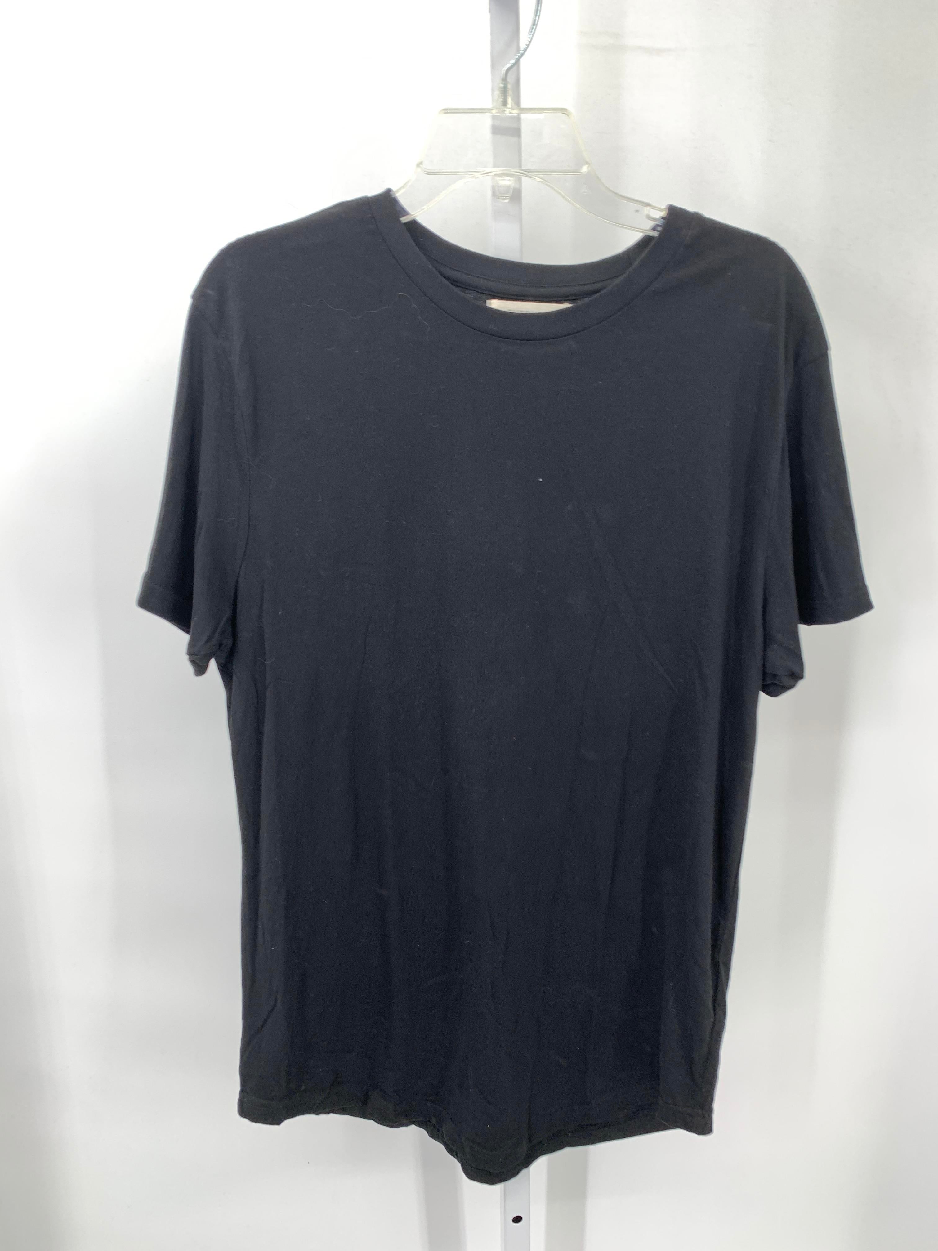 CREWNECK KNIT TEE.