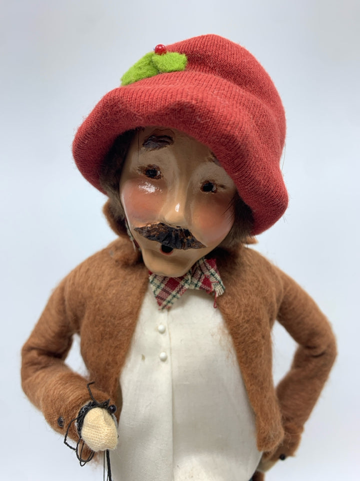 BYERS' CHOICE MAN WITH PUPPET- 1996.