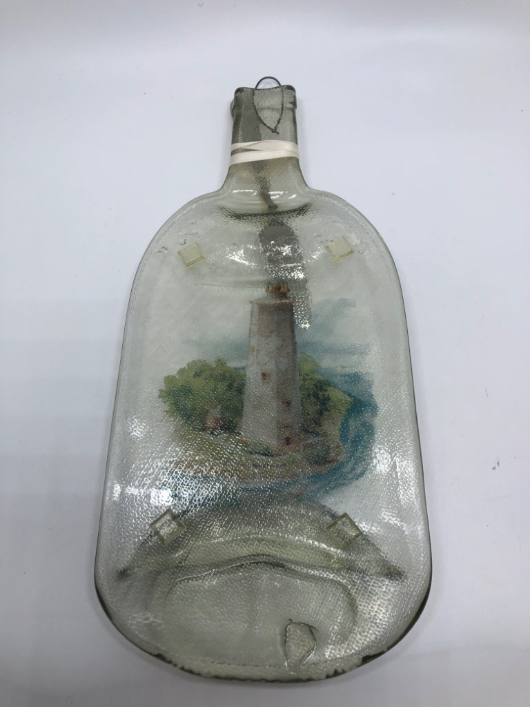 FLATTENED LIGHTHOUSE WINE BOTTLE CHEESE TRAY W/SPREADER.
