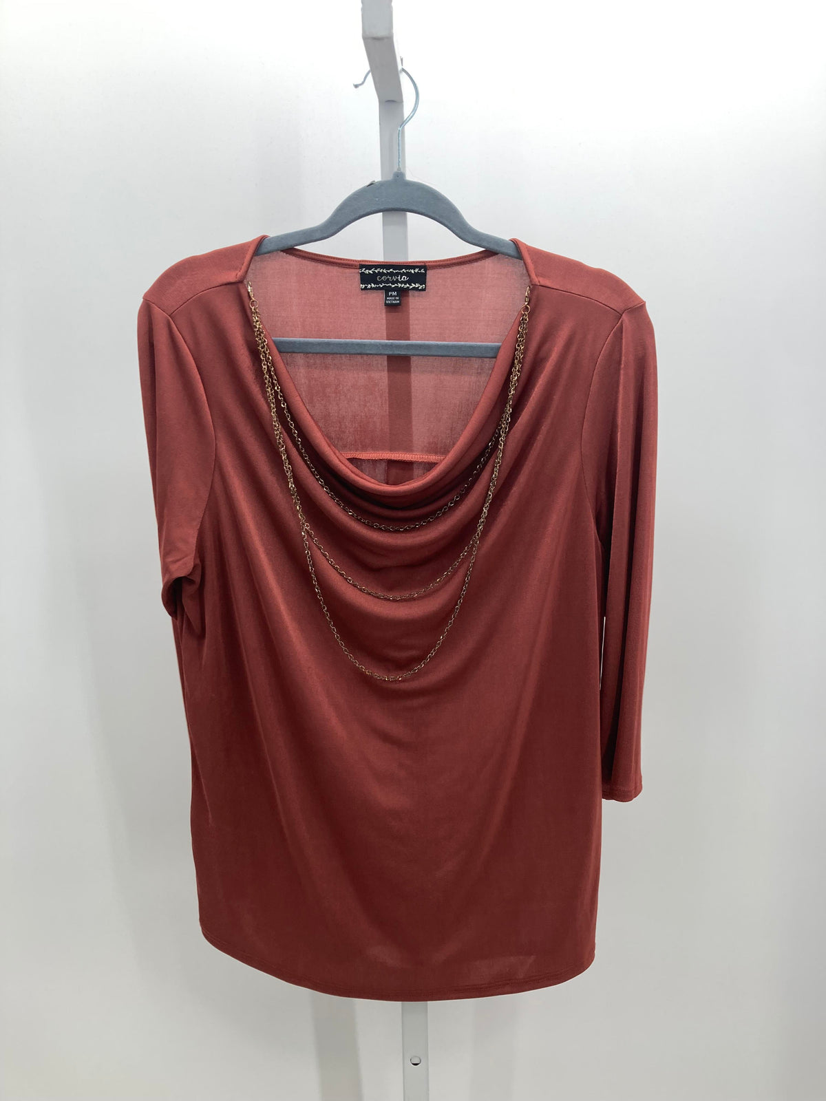 Size Medium Petite Petite 3/4 Sleeve Shirt