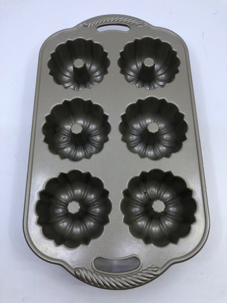 NORDIC WARE MINI BUNDT PAN.