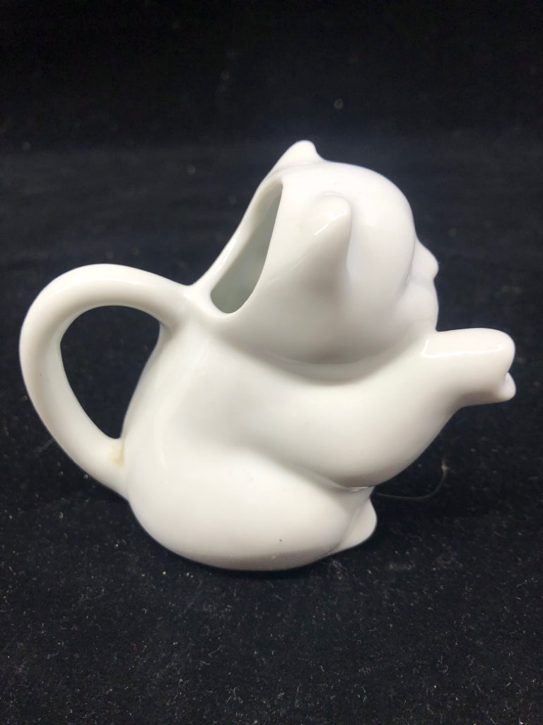 SMALL CAT CREAMER.