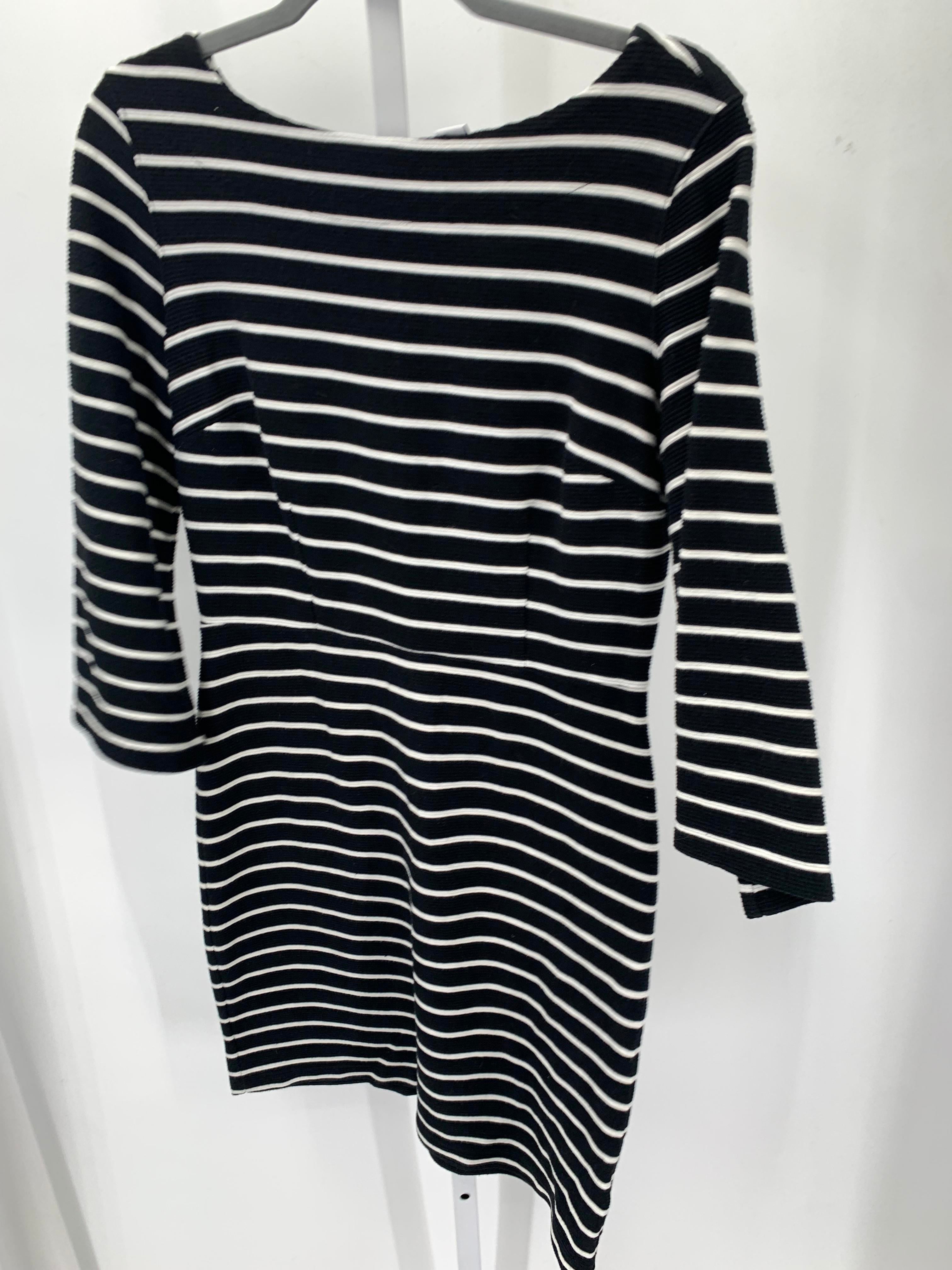 Old Navy Size Medium Misses 3/4 Sleeve Dress