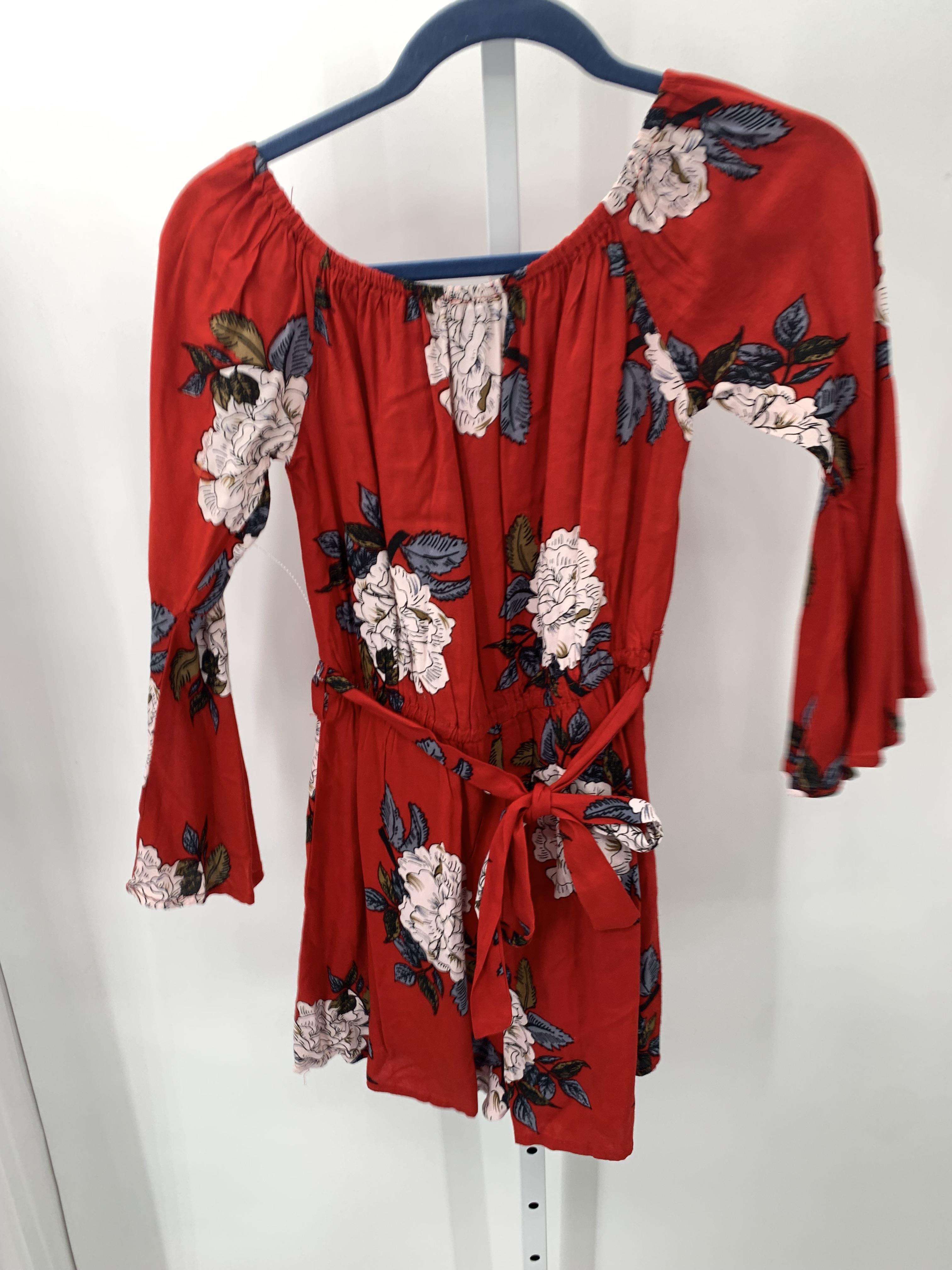 Size Large Juniors Long Sleeve Dress