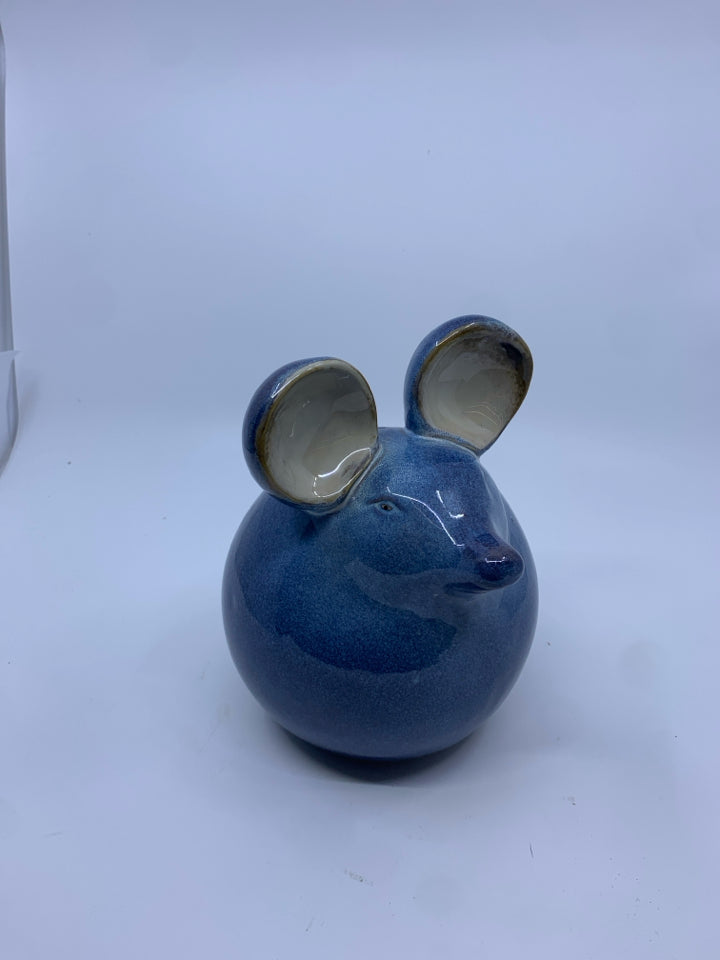 CERAMIC BLUE MOUSE.