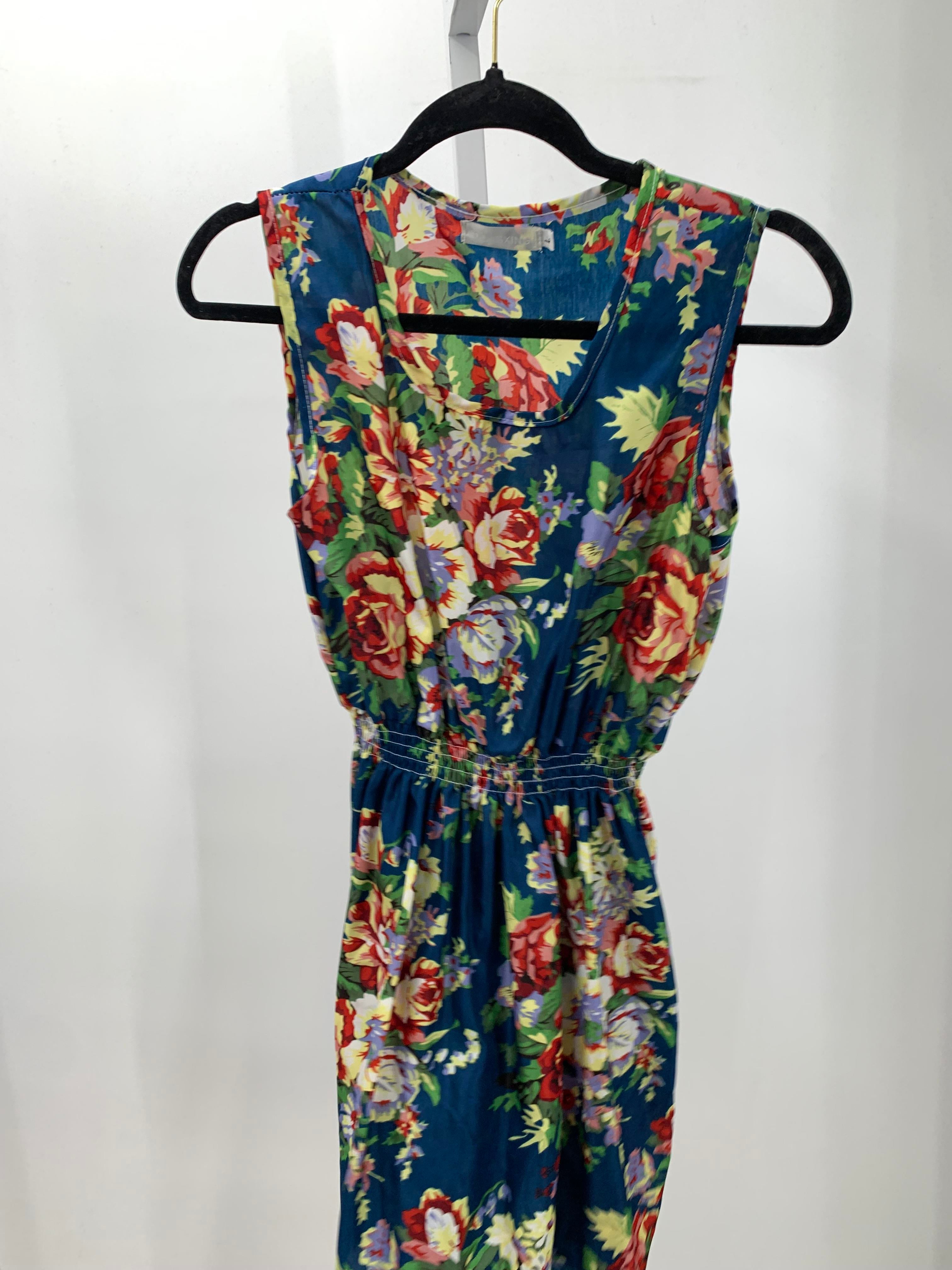 Size Large Misses Sleeveless Dress