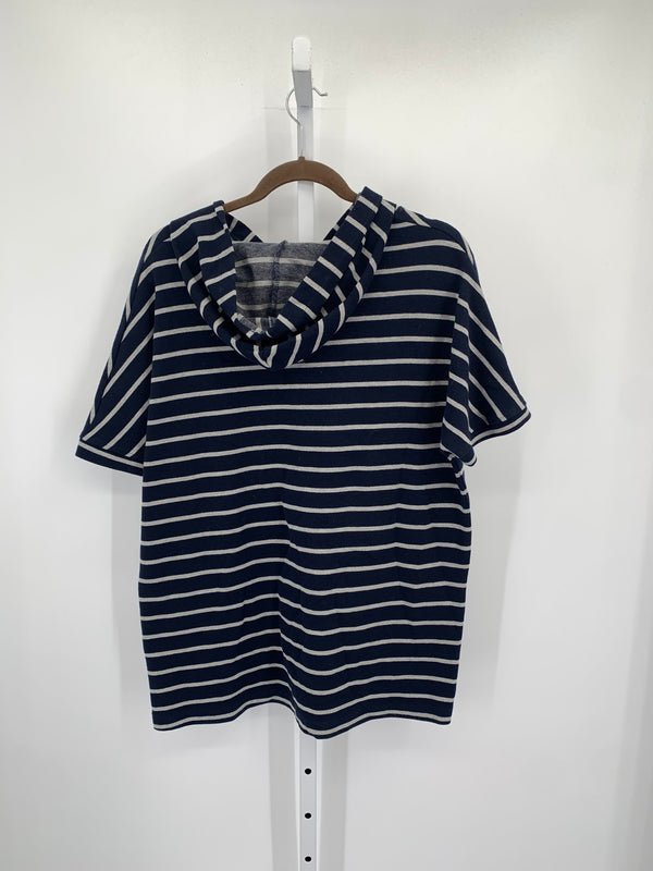 Size Medium Misses Short Sleeve Shirt