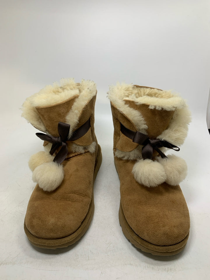 UGG Gita Chestnut Pom Pom Bow Ankle Boots