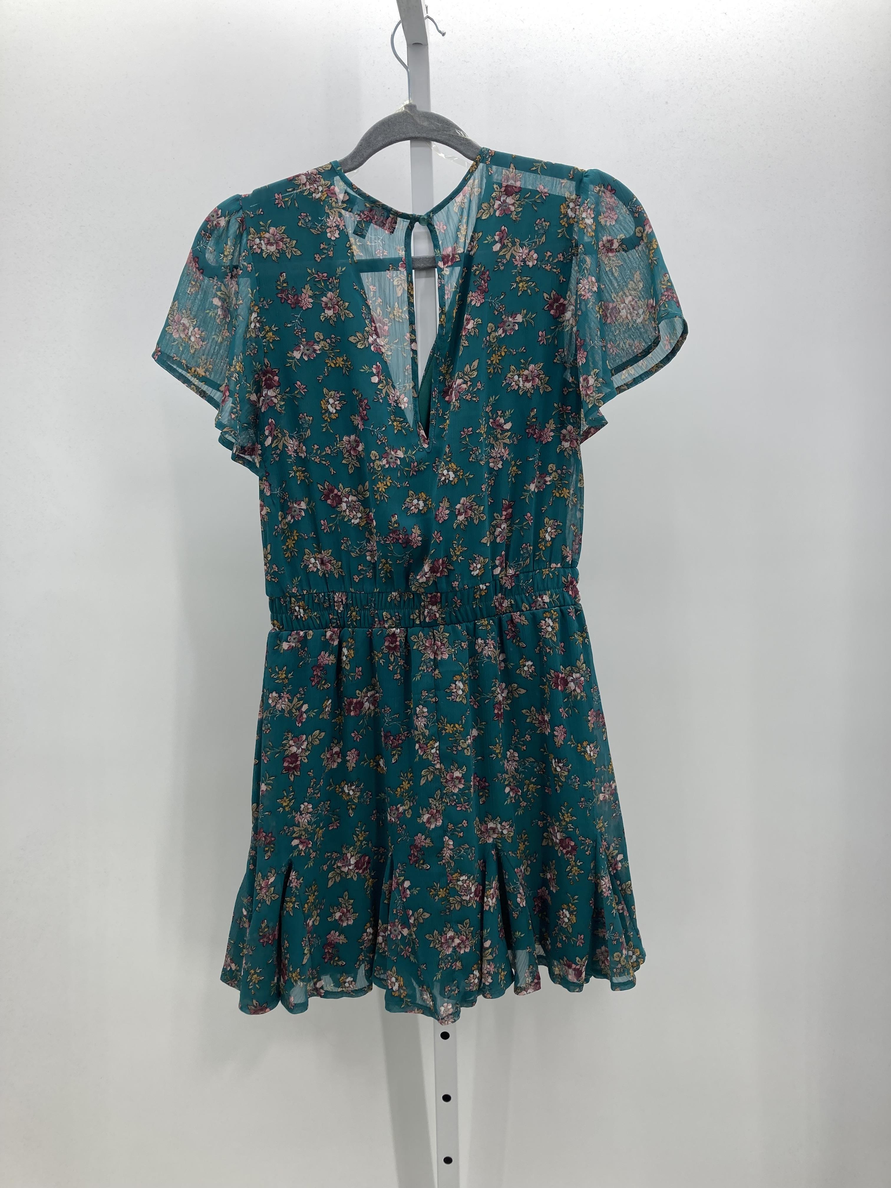 Trixxi Size Medium Juniors Short Sleeve Dress