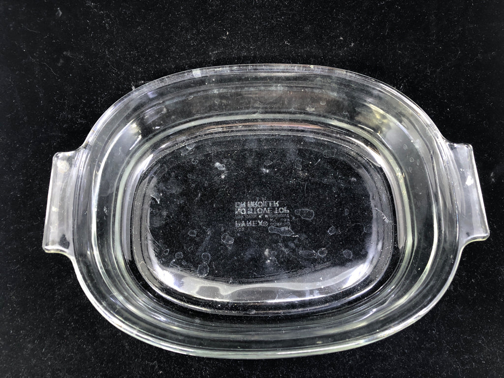 PYREX BAKING DISH.