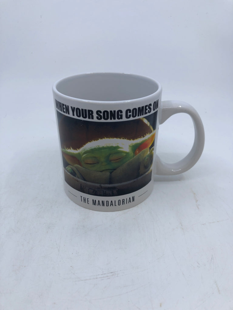YODA MUG.