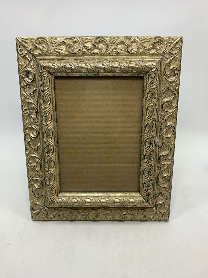 GOLD TEXTURED PICTURE FRAME.
