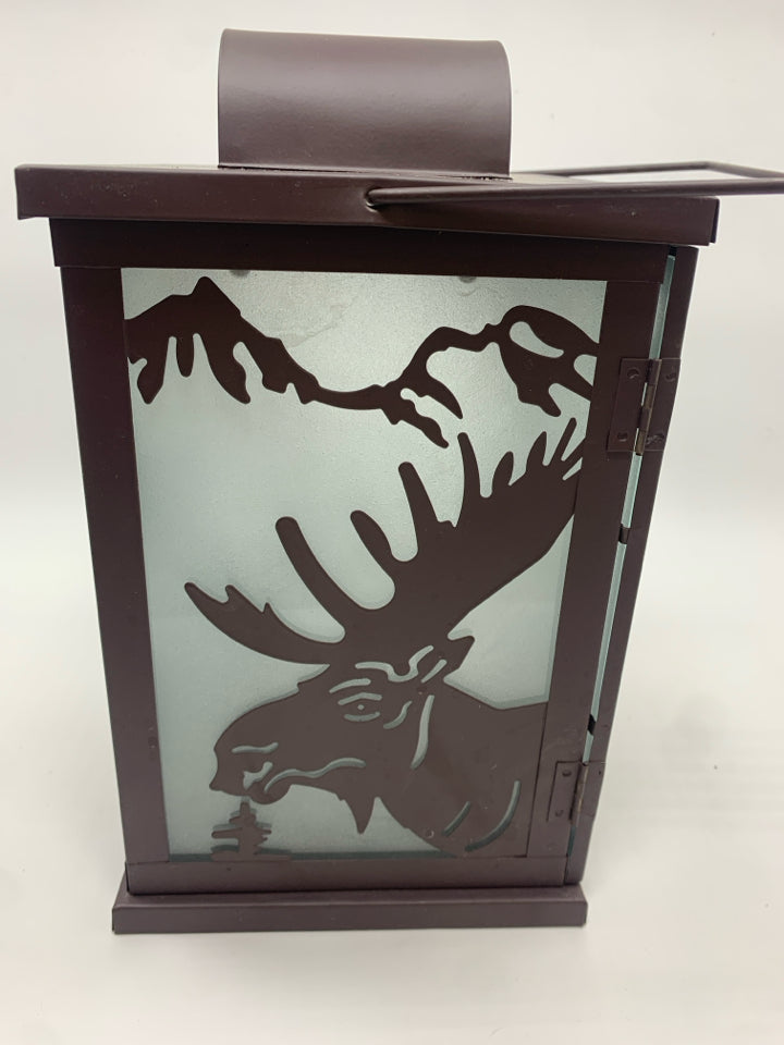 BROWN METAL MOOSE LANTERN W/FROSTED GLASS.