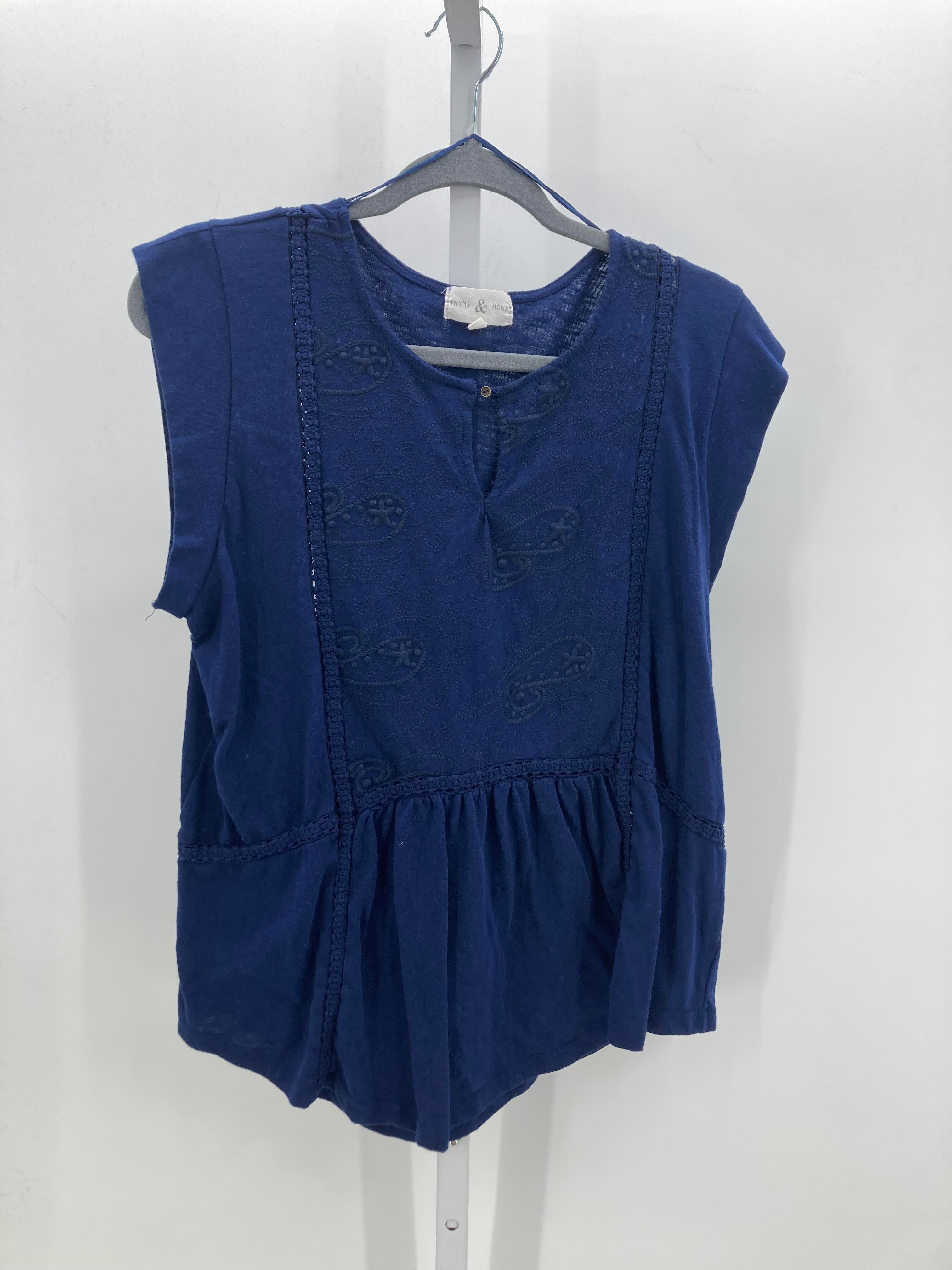 Size Extra Large Misses Sleeveless Shirt