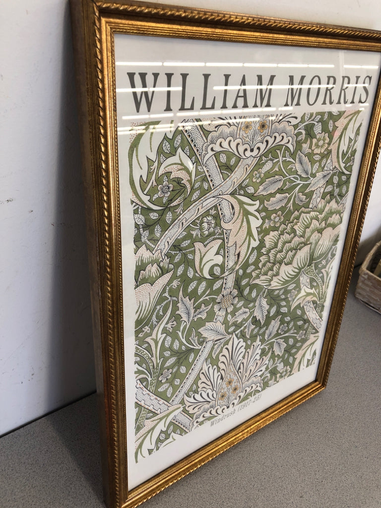 GREEN PAISLEY WILLIAM MORRIS WALL ART IN GOLD FRAME.