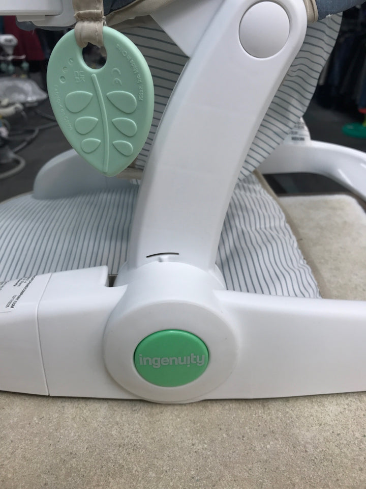 InGenuity Prop Spot Learn-to-Sit Floor Seat for Baby