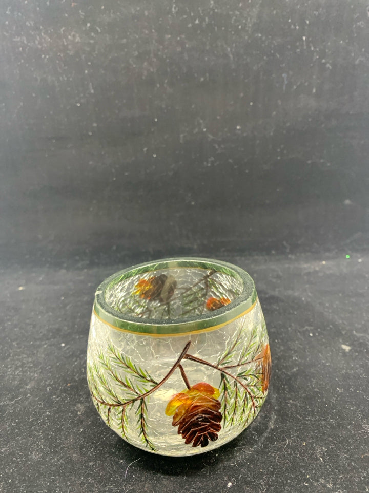 PINE AND PINE CONE CRACKLE GLASS TEA LIGHT HOLDER.