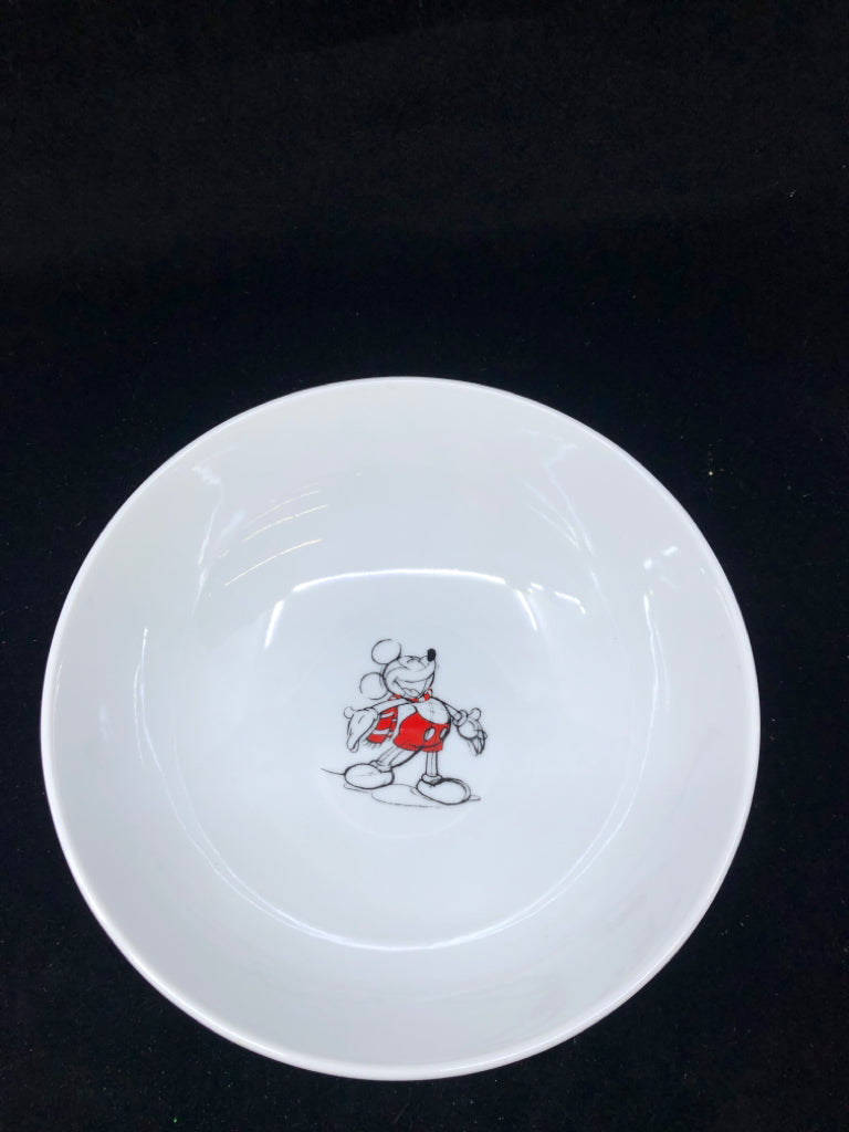 HOLIDAY MICKEY SERVING BOWL.