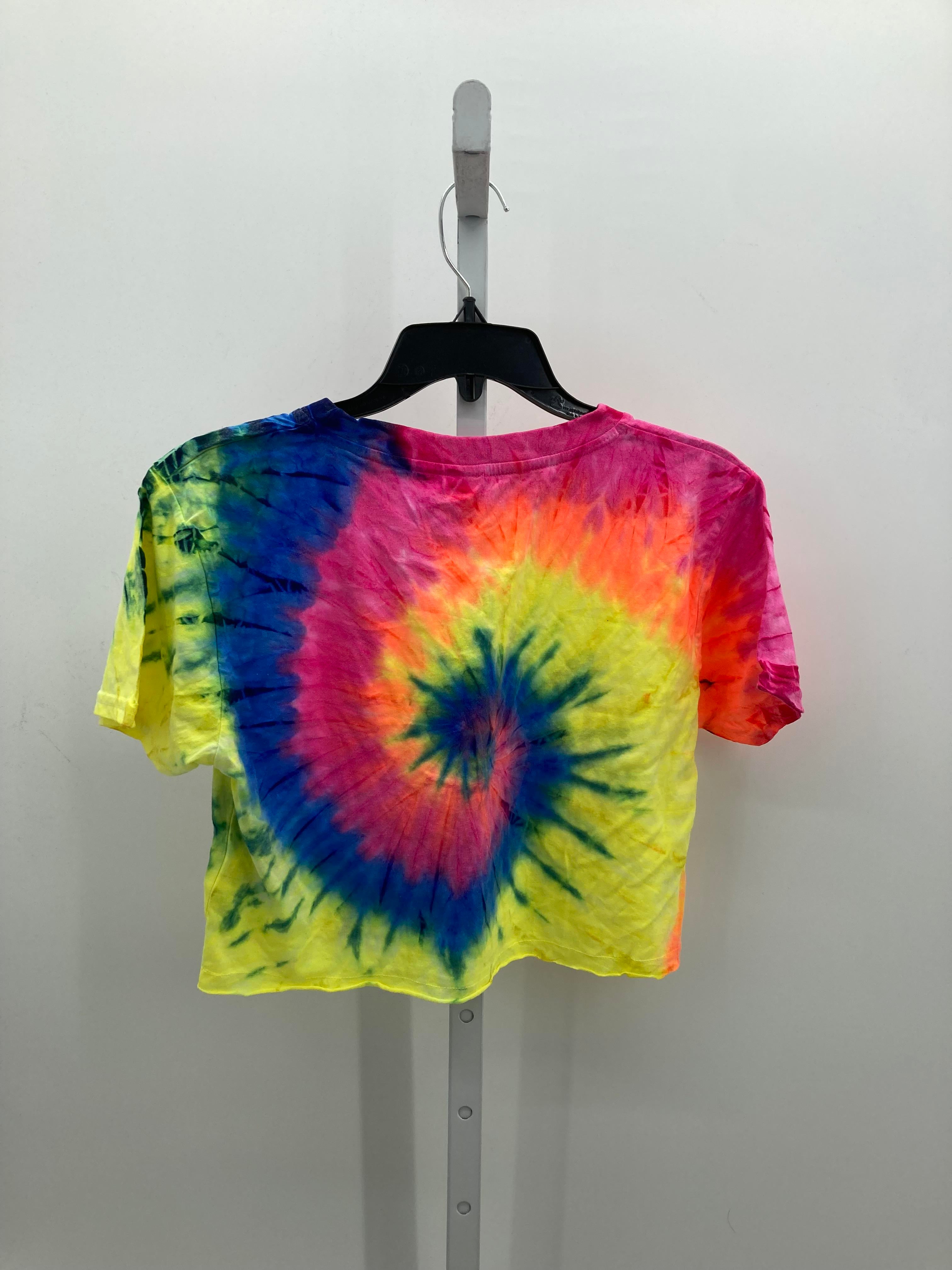 Size Medium Juniors Short Sleeve Shirt