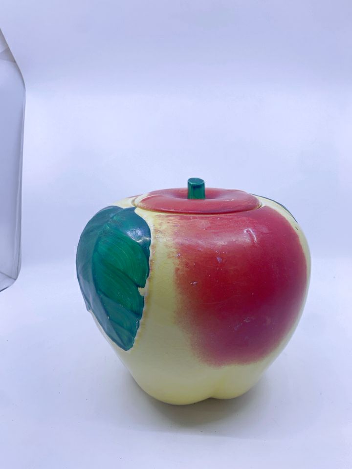 VTG CERAMIC APPLE COOKIE JAR.