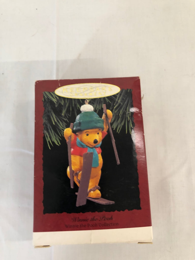 WINNIE THE POOH ON SKIS IN BOX.