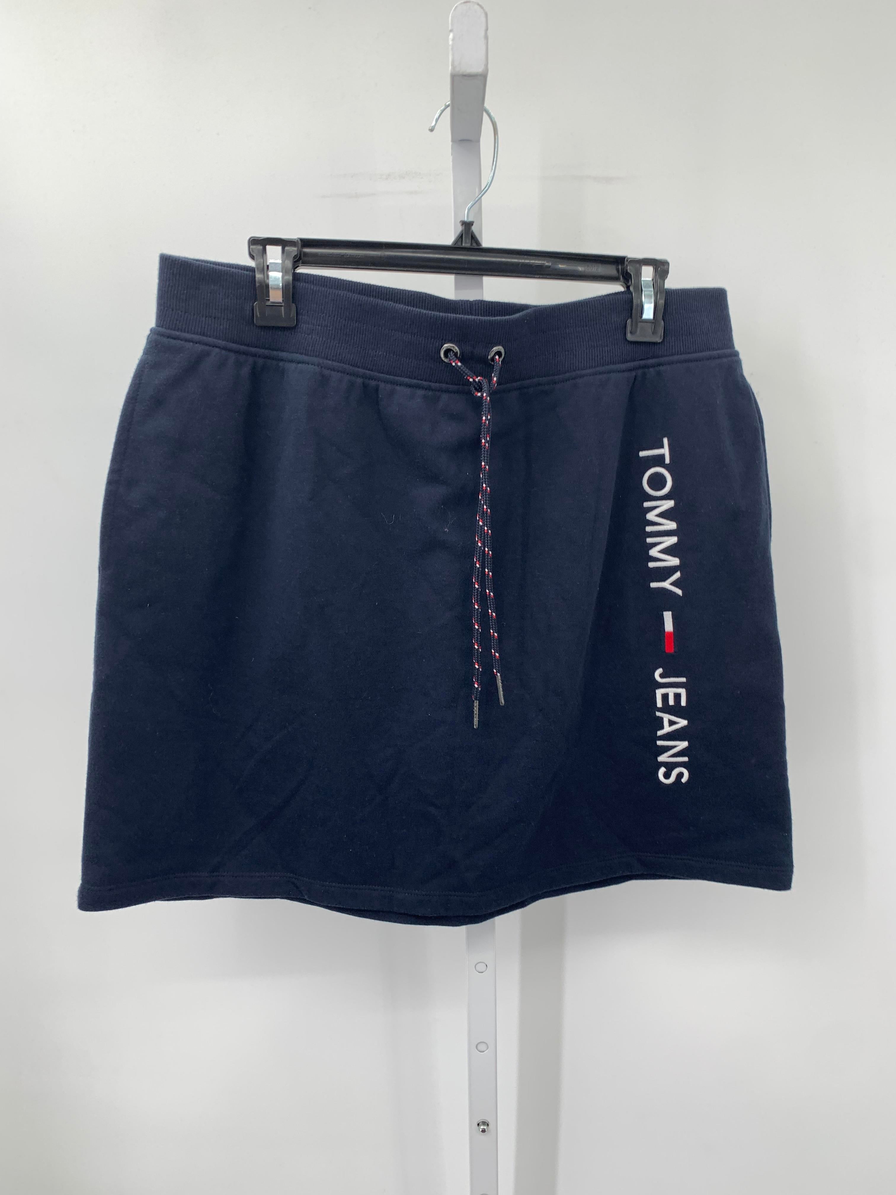 Tommy Hilfiger Size Large Misses Shorts