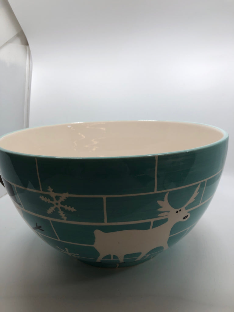 CERAMIC BOWL W/SNOWMAN IGLOO DESIGN.